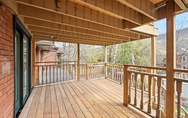 Additional image 23 of 10 Rutherford Ave