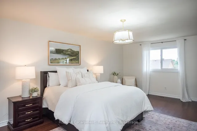 Additional image 22 of 1220 Grandview Dr