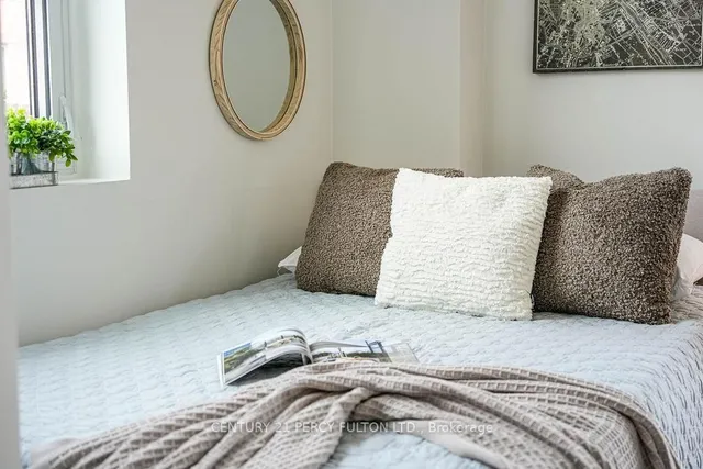 Additional image 35 of 20 Dean Park Rd Unit 1215