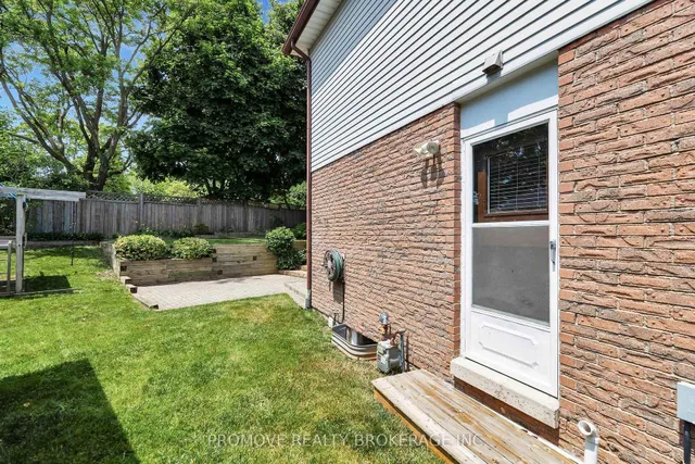 Additional image 34 of 2005 Canning Crt