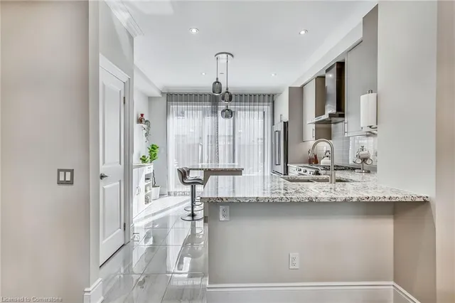 Additional image 10 of 41 Twenty Ninth St