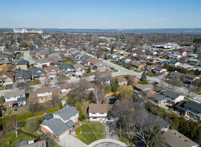 Additional image 35 of 10 Esquire Pl