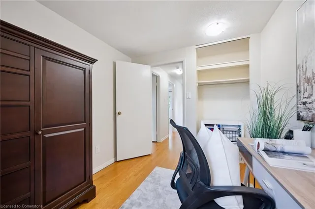 Additional image 17 of 132 Greendale Cres