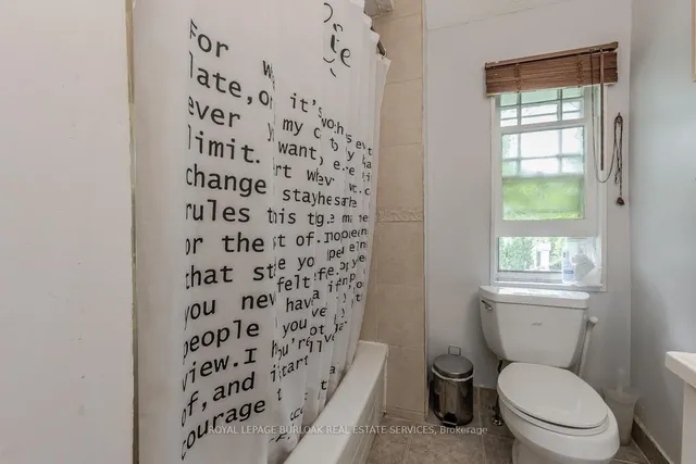 Additional image 32 of 2150 Caroline St