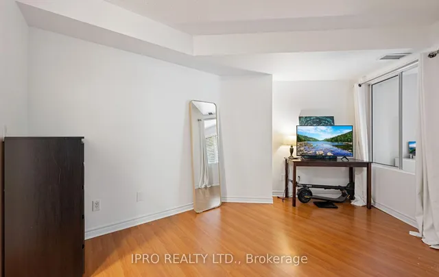 Additional image 10 of 211 Randolph Rd Unit 212