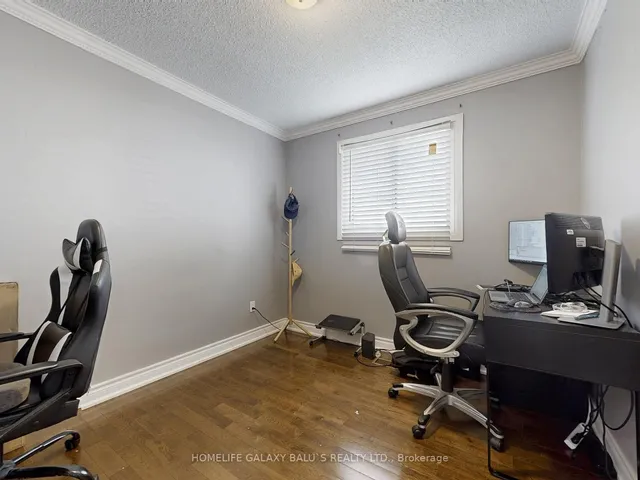 Additional image 11 of 76 Lowry Sq