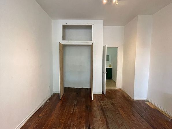 229 Central Ave #3, Brooklyn, NY 11221