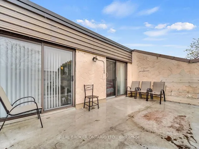 Additional image 27 of 1050 Falgarwood Dr Unit 128