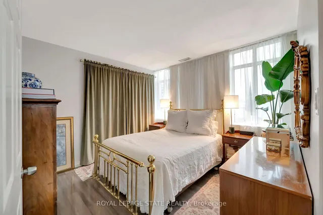 Additional image 24 of 36 James St Unit 1205