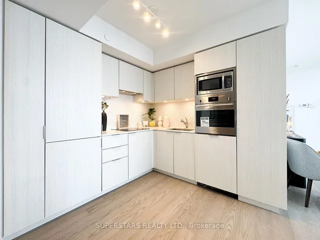 Additional image 10 of 11 Wellesley St Unit 3105