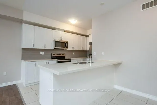 Additional image 18 of 403 Westwood Dr Unit 32