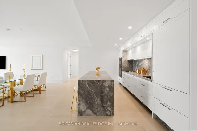 Additional image 17 of 10 Inn On the Park Dr Unit 304