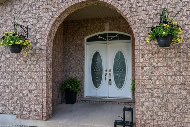 Additional image 2 of 35 Yarrow Crt