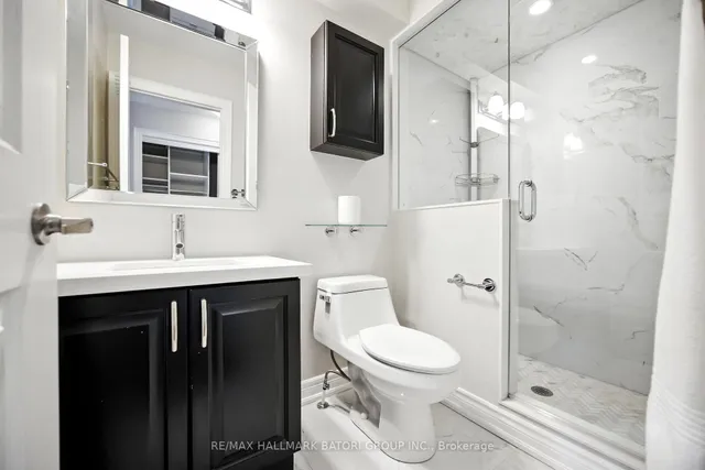 Additional image 18 of 2110 Bayview Ave