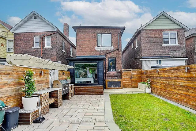 Additional image 49 of 28 Chisholm Ave