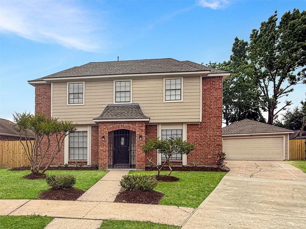 6223 Downwood Forest Dr, Houston, TX 77088