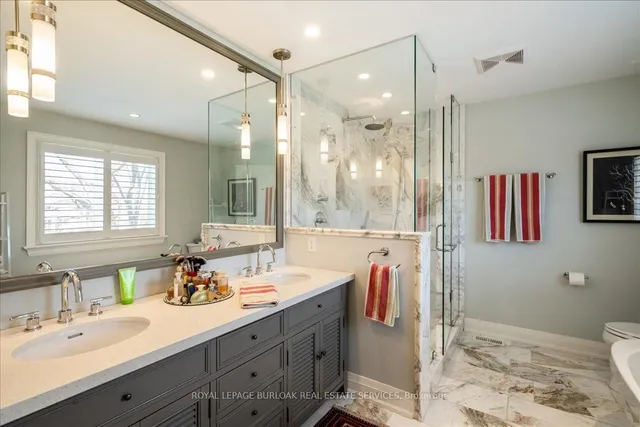 Additional image 19 of 573 Woodland Ave