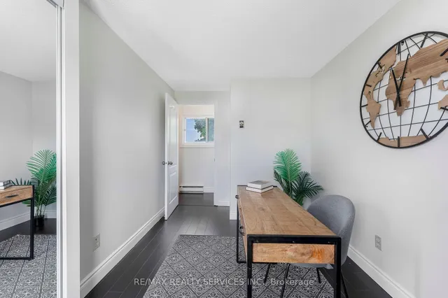 Additional image 17 of 8 Heatherside Crt