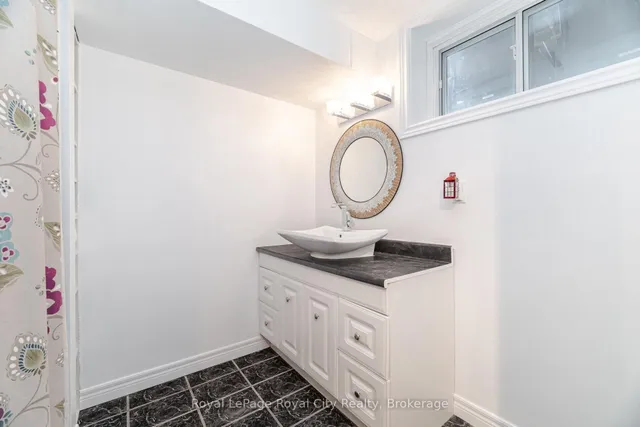 Additional image 36 of 61 Lawfield Dr