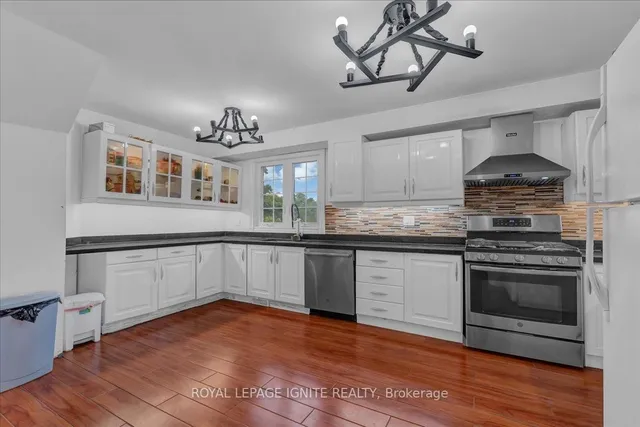 Additional image 7 of 98 Sheldrake Crt