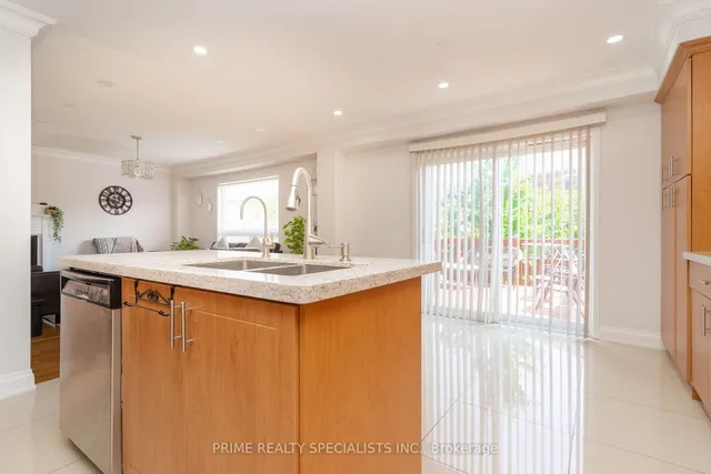 Additional image 12 of 337 Brisdale Dr