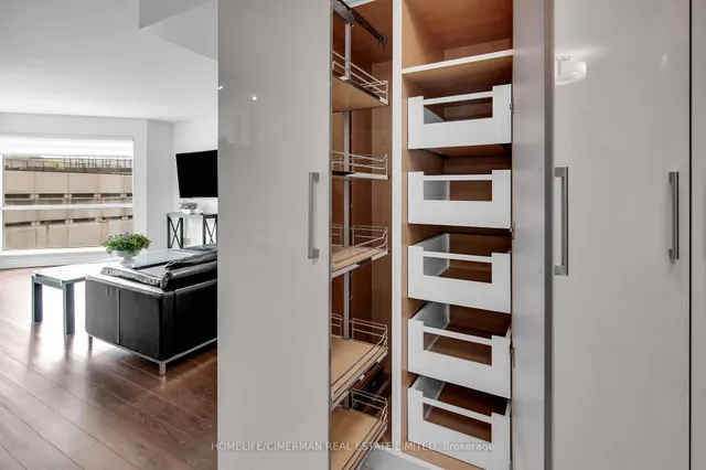 Additional image 13 of 10 Queens Quay Unit #505