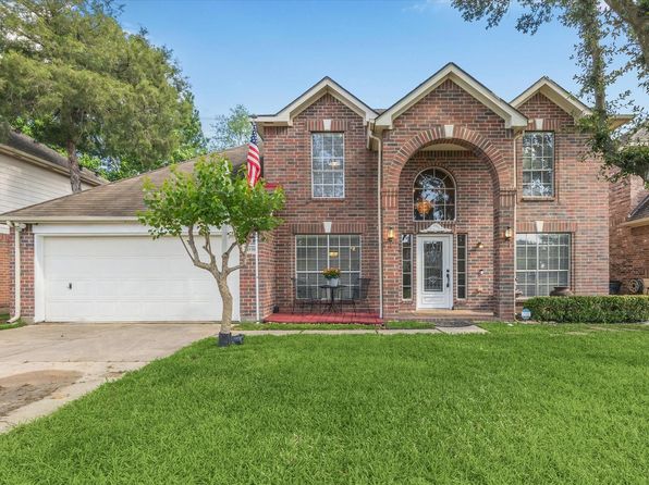 11839 Capitol Heights Dr, Houston, TX 77065