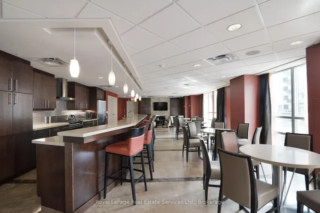 Additional image 34 of 360 Pearl St Unit 303