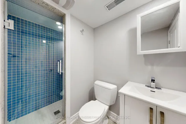 Additional image 30 of 8 Furnival Rd