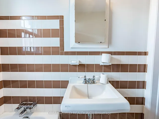 Additional image 33 of 159 Hope St