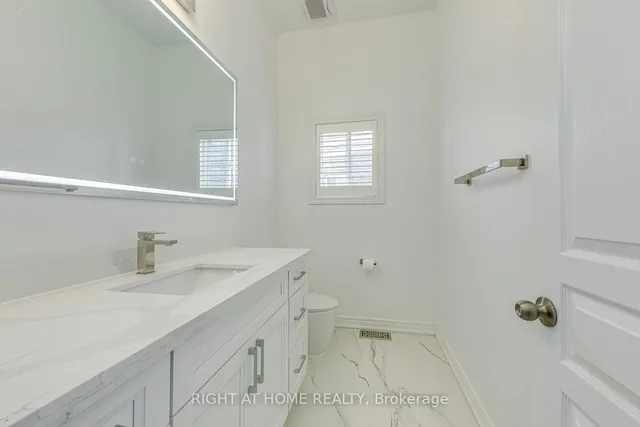 Additional image 11 of 8 Hackamore Crt