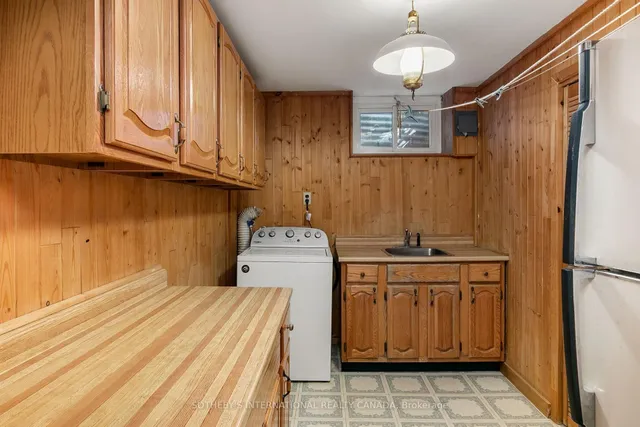 Additional image 40 of 9 Queensborough Cres