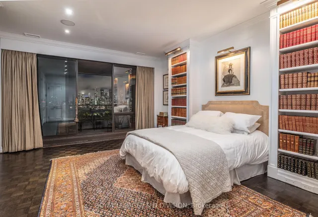 Additional image 42 of 20 Avoca Ave Unit 2004