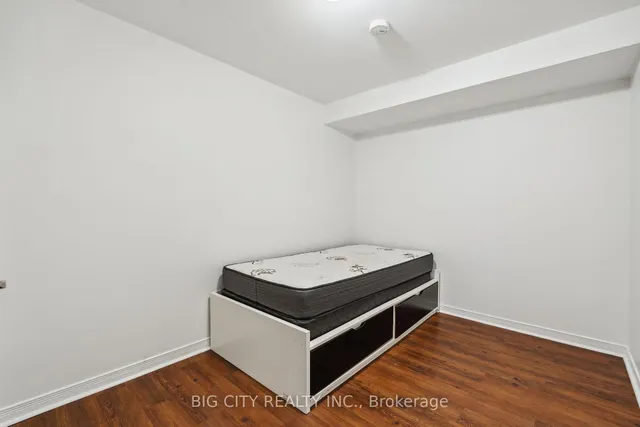 Additional image 35 of 31 Haynes Ave