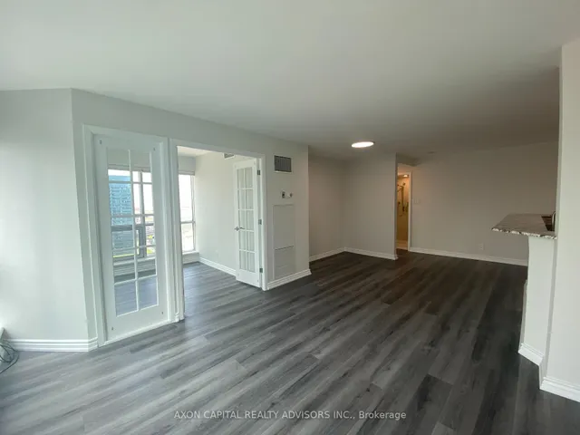 Additional image 10 of 10 Yonge St Unit 3207