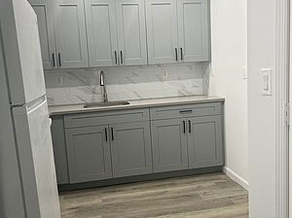 2590 Heath Ave FLOOR 1, Bronx, NY 10463