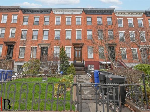 22 4th Pl, Brooklyn, NY