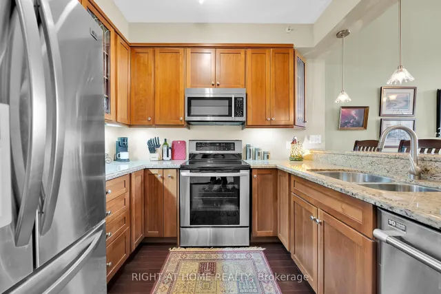 Additional image 9 of 262 Dundas St Unit 403