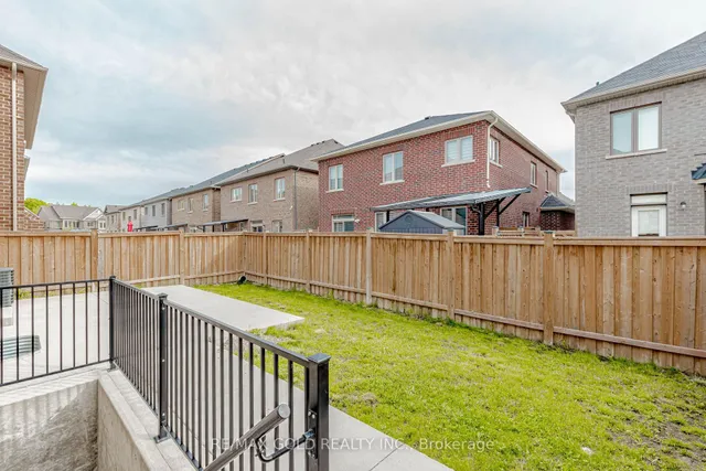 Additional image 42 of 29 Ezra Cres
