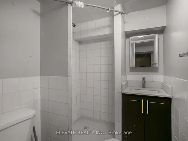 Additional image 24 of 65 Coxwell Ave