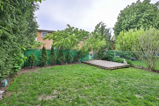 Additional image 42 of 19 Deerpark Cres