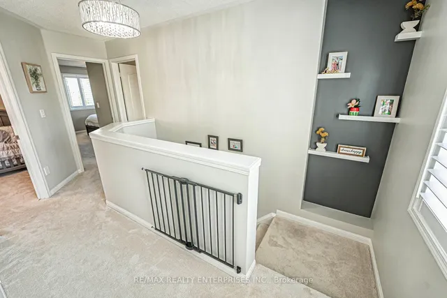 Additional image 19 of 1165 Barclay Circ