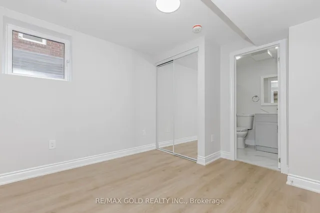 Additional image 30 of 16 Polygon Crt