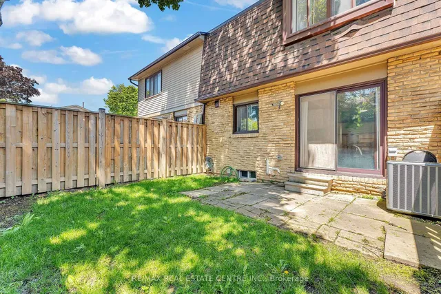 Additional image 32 of 105 Hansen Rd Unit 102