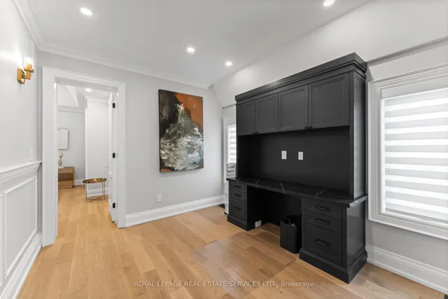 Additional image 34 of 161 The Kingsway