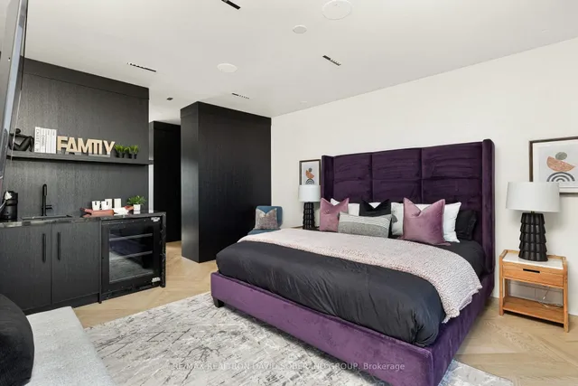 Additional image 30 of 102 Ulster St