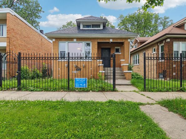 8136 S Manistee Ave, Chicago, IL 60617