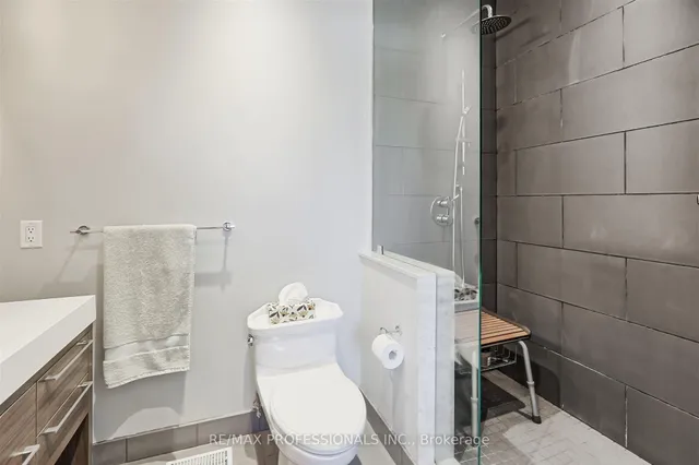 Additional image 27 of 313 Pacific Ave