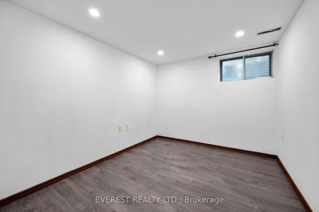 Additional image 35 of 41 JUNIPER Dr