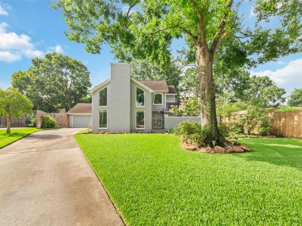 9007 Rocky Ln, Houston, TX 77040